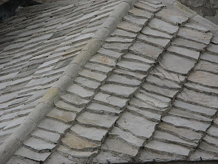
Roof of stones.
