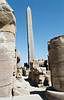 Obelisk kralovnej Hatsepsovet (druhy najvyssi na svete, cca 30 m).
Obelisk of the Queen Hatshepsut (second highest in the world, 97 ft).