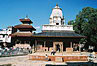 
Chram Kakeshwor. Kathmandu, Namestie Durbar.
Kakeshwor temple. Kathmandu, Durbar square.
