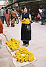 
Aksamietnica je v Nepale najpopularnejsim dekoracnym kvetom.
French marigold is the most used decoration flower in Nepal.
