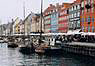 Ulica Nyhavn - bydlisko H. Ch. Andersena. Kodan.
Nyhavn Street - H. Ch. Andersen lived here. Copenhagen.