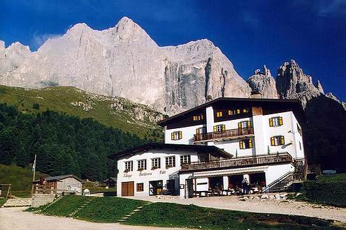 
Rifugio Gardeccia, Rosengarten (Catinaccio).
