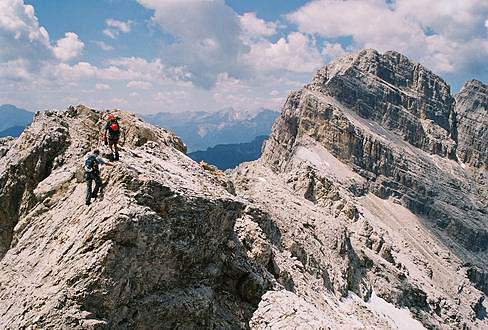 
On the ridge, Moiazza in the right.
