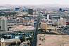 Las Vegas. Hlavna ulica z vtacej perspektivy.
Las Vegas. Bird's view of The Strip.