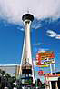 Las Vegas. Veza Stratosphere zospodu. Uff.
Las Vegas. Stratosphere tower from the bottom. Fortunately.